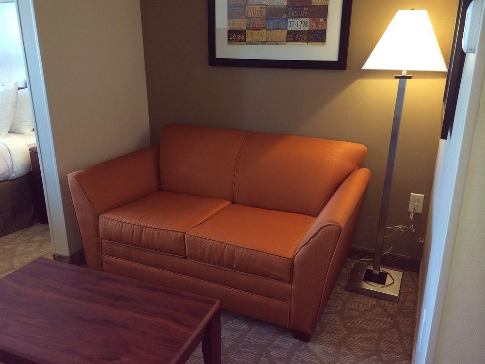 Holiday Inn Roswell By Ihg Ngoại thất bức ảnh